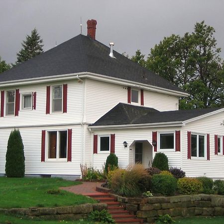 Linden Homestead Stanley Bridge Exterior photo